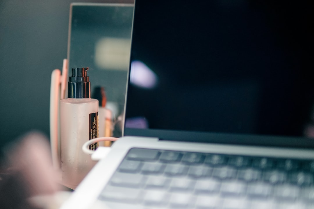 Learn How to Do Nails Online: Complete Beginner Guide